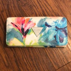 Guess Floral wallet